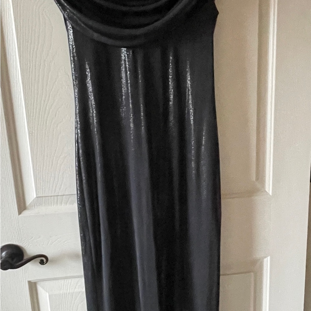 Elegant Black Sleeveless Dress
